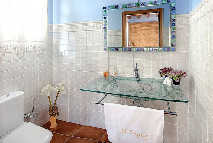 Image No.13-10 Bed Property for sale