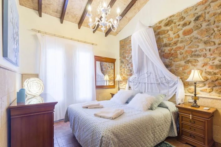 Image No.49-10 Bed Property for sale