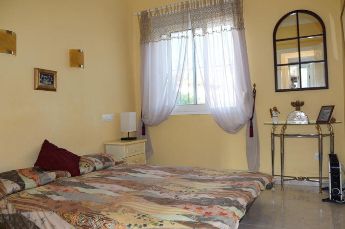 Image No.17-2 Bed Villa for sale