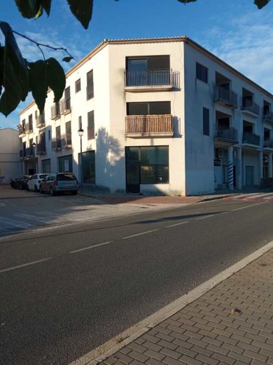 Image No.8-Commercial for sale