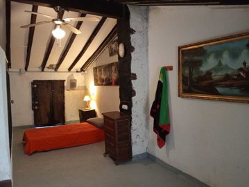 12209-town-house-for-sale-in-castell-de-caste