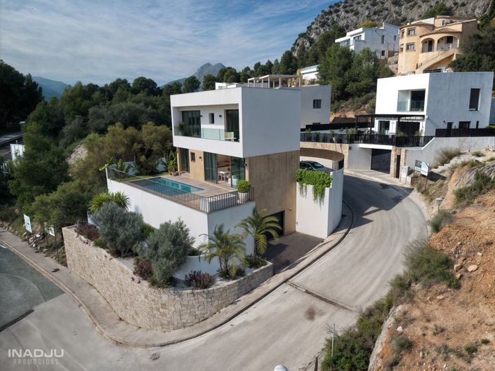 Image No.8-3 Bed Villa for sale