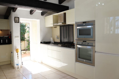 12680-villa-for-sale-in-orba-312368-large