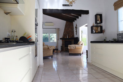 12680-villa-for-sale-in-orba-312372-large