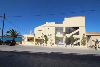 Un hôtel de 14 chambres à vendre à Kalyves