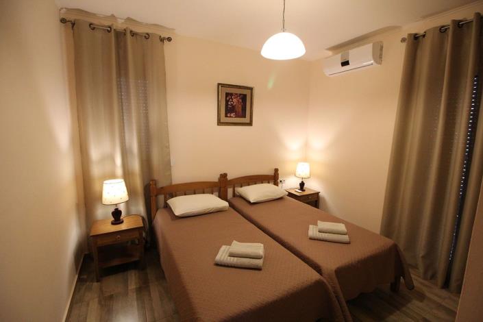 Image No.5-6 Bed Villa for sale