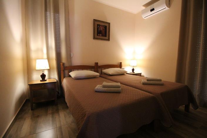 Image No.7-6 Bed Villa for sale