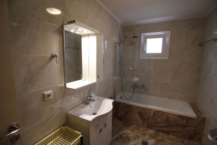 Image No.30-6 Bed Villa for sale