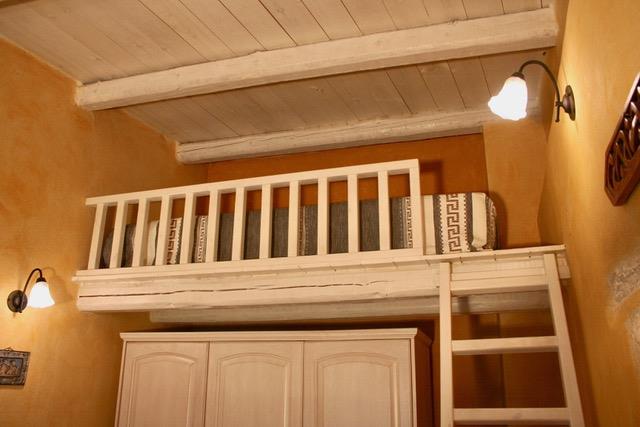 Image No.19-2 Bed Village House for sale