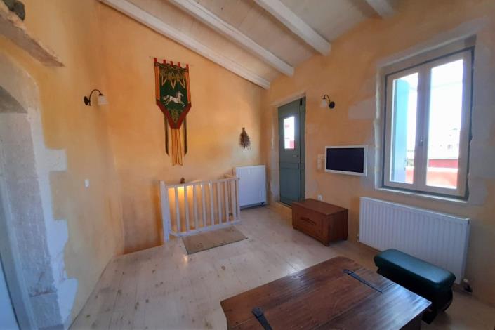 Image No.15-2 Bed Village House for sale