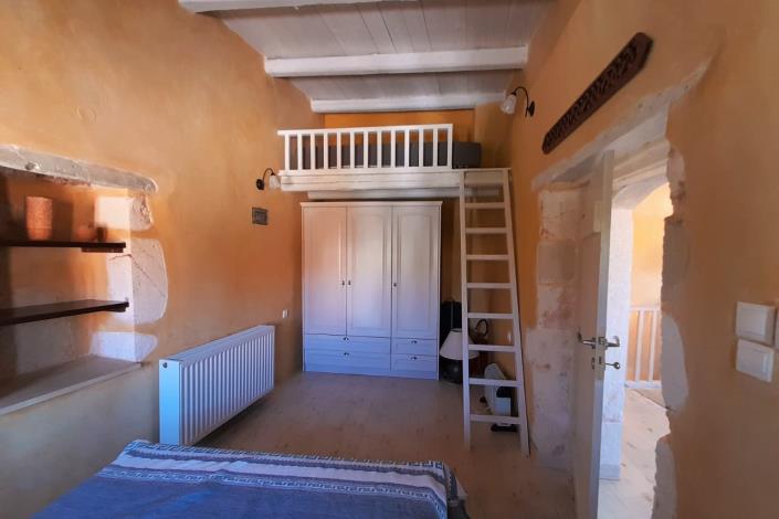 Image No.18-2 Bed Village House for sale