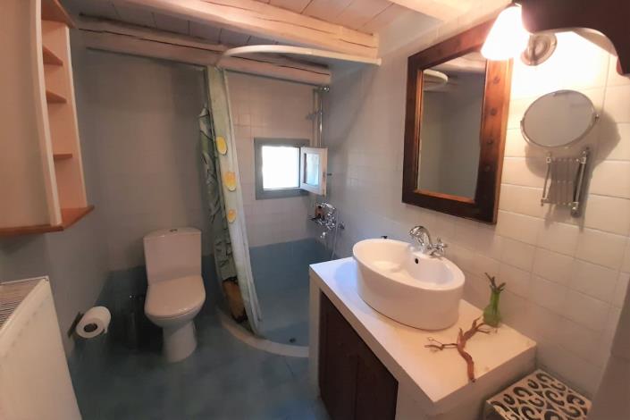 Image No.10-2 Bed Village House for sale