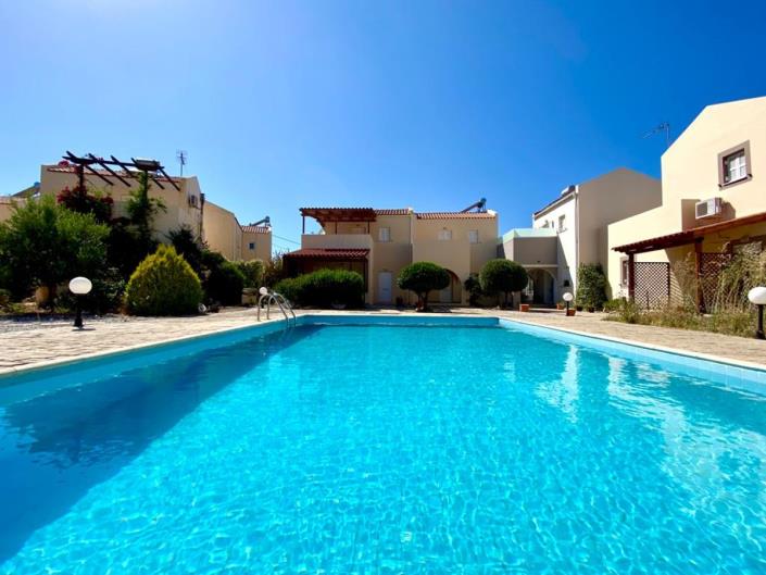 Image No.10-1 Bed Villa / Detached for sale