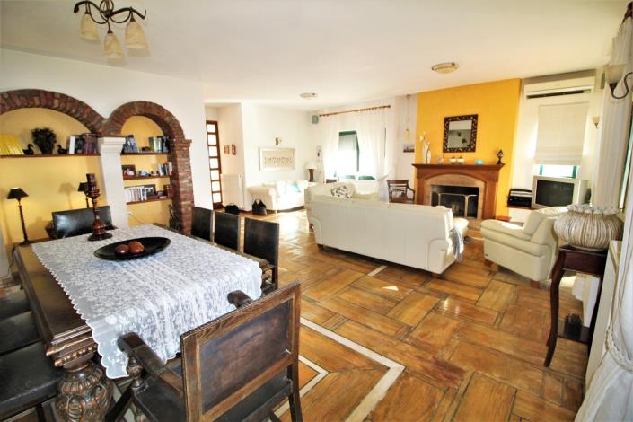 Image No.37-4 Bed Villa for sale