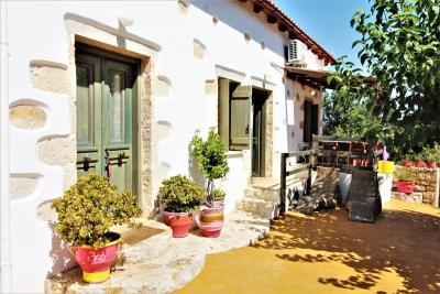 GREECE-CRETE-STONEHOUSE-VILLA-FOR-SALE-IN-PROVARMA-IMG_2608