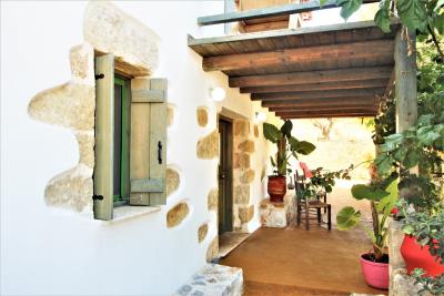 GREECE-CRETE-STONEHOUSE-VILLA-FOR-SALE-IN-PROVARMA-IMG_2623