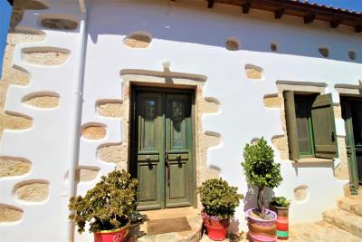 GREECE-CRETE-STONEHOUSE-VILLA-FOR-SALE-IN-PROVARMA-IMG_2669