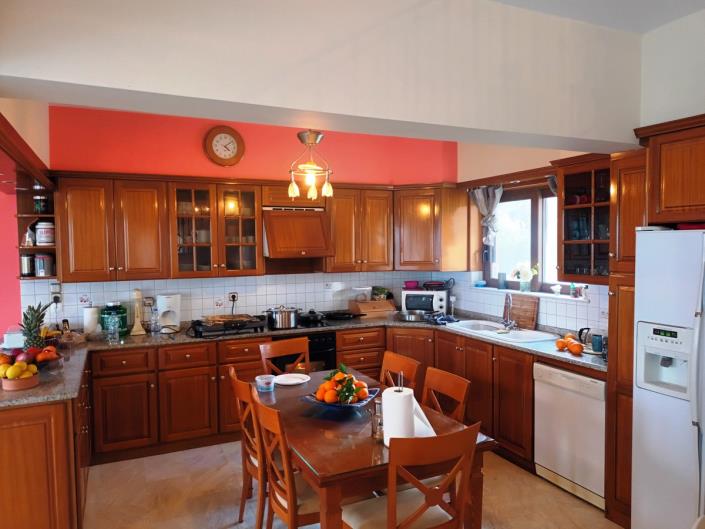 Image No.11-4 Bed Villa for sale