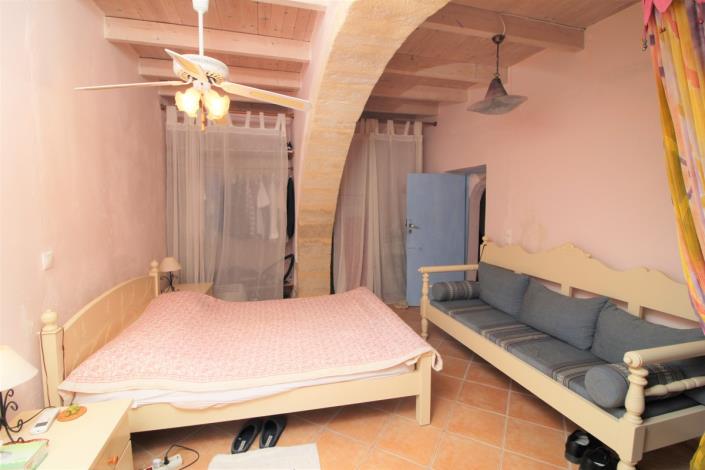 Image No.23-2 Bed House for sale