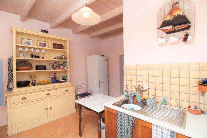 Image No.11-2 Bed House for sale