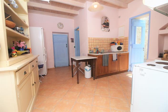 Image No.10-2 Bed House for sale