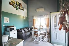 Image No.3-Appartement de 2 chambres à vendre à Kambia