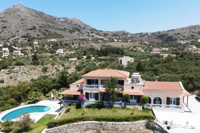 Image No.2-Appartement de 2 chambres à vendre à Kambia