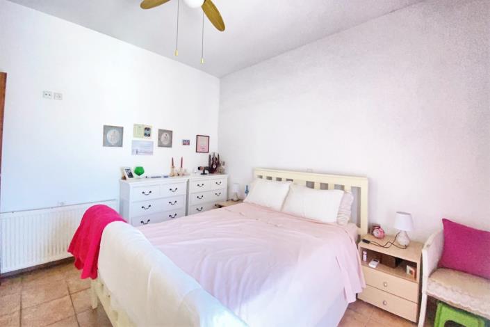 Image No.3-4 Bed House/Villa for sale