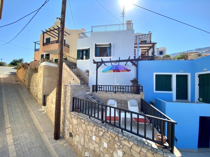 Image No.2-1 Bed House for sale