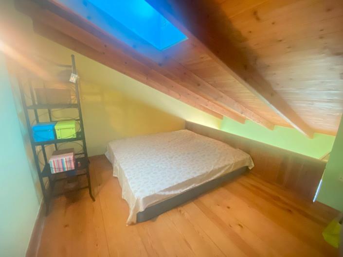 Image No.15-4 Bed House for sale