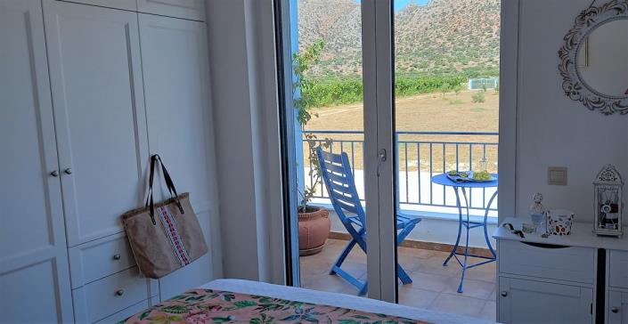 Image No.5-3 Bed Villa / Detached for sale