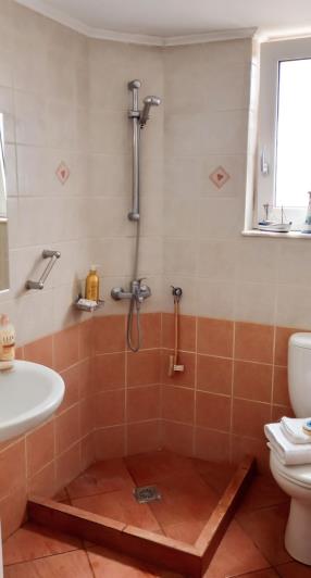 Image No.8-3 Bed Villa / Detached for sale