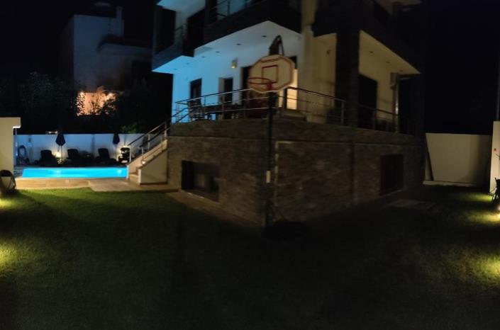 Image No.27-4 Bed Villa / Detached for sale