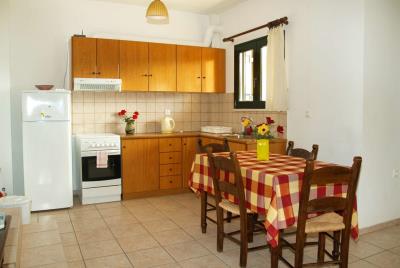 GREECE-CRETEpropertyforsaleapartment-2-blazis-house-kitchen-1024x686