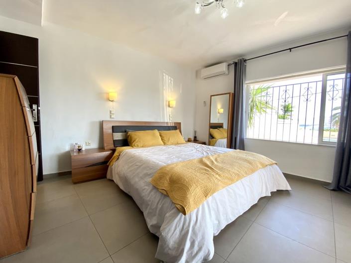 Image No.8-4 Bed Villa / Detached for sale