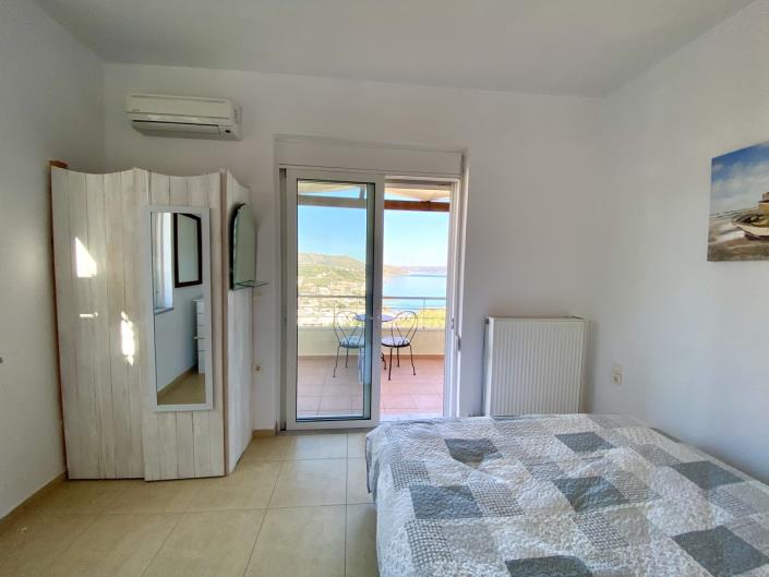 Image No.9-2 Bed House for sale