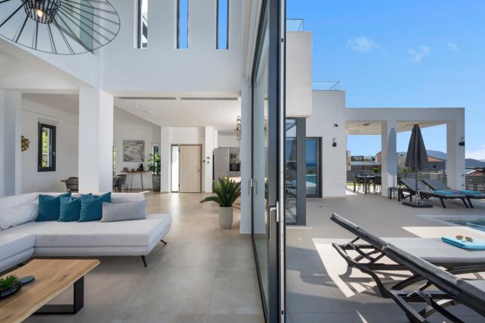 Image No.10-3 Bed Villa for sale