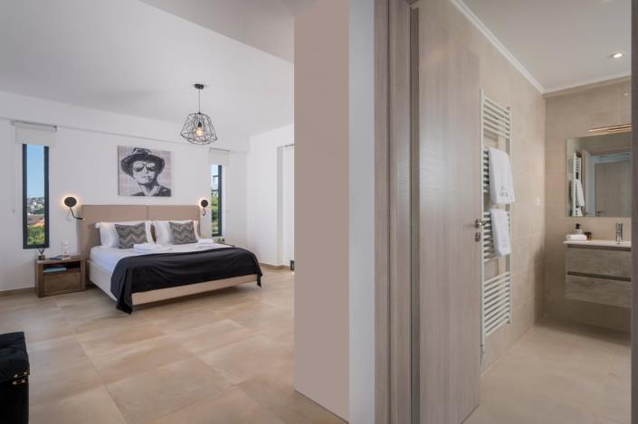 Image No.19-3 Bed Villa for sale