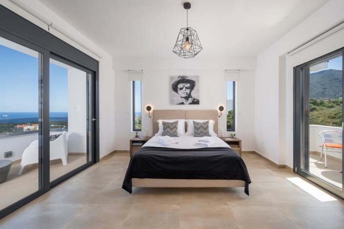 Image No.20-3 Bed Villa for sale