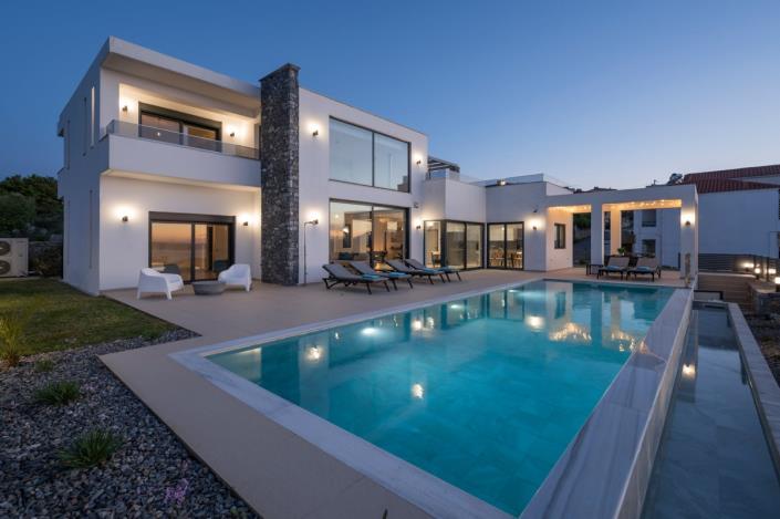 Image No.38-3 Bed Villa for sale