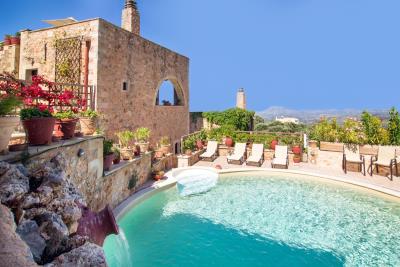 GREECE-HOTEL-FOR-SALE-IN-APOKORONAS4005-medium