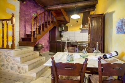GREECE-HOTEL-FOR-SALE-IN-APOKORONAS5101-medium
