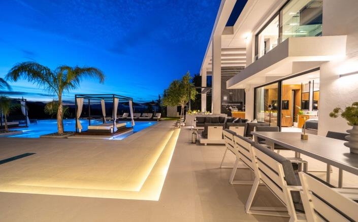 Image No.40-5 Bed Villa for sale