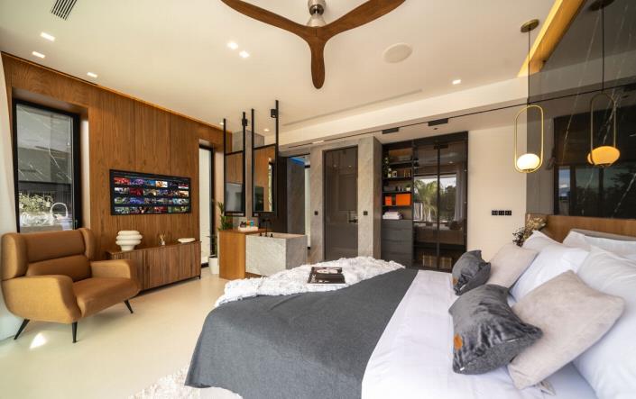 Image No.53-5 Bed Villa for sale