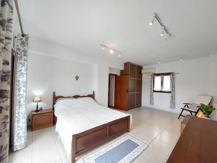 Image No.29-4 Bed Villa for sale