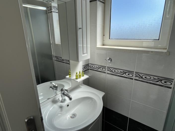 Image No.12-4 Bed Villa for sale