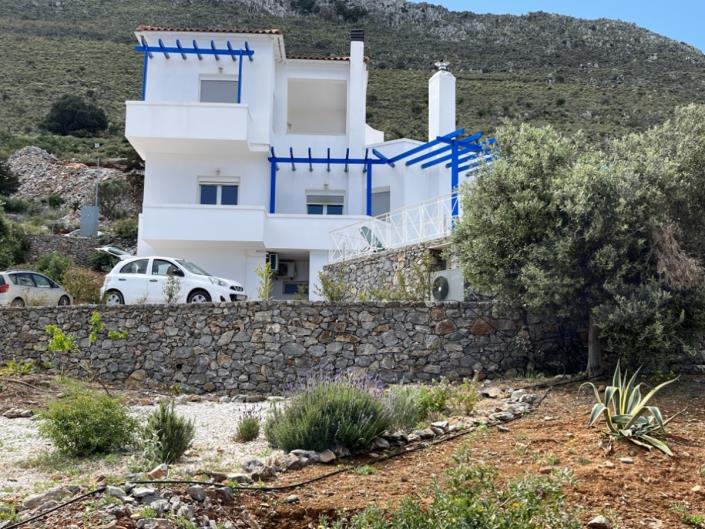 Image No.57-4 Bed Villa for sale