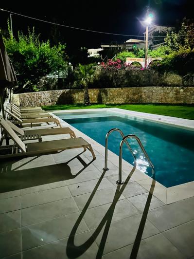 Image No.3-Un hôtel de 10 chambres à vendre à Almyrida