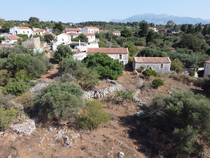 Image No.4-Maison de village de 3 chambres à vendre à Xirosterni