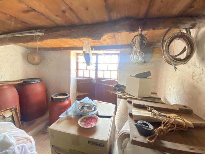 Image No.11-Maison de village de 3 chambres à vendre à Xirosterni